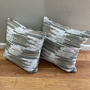 Decorative Pillows